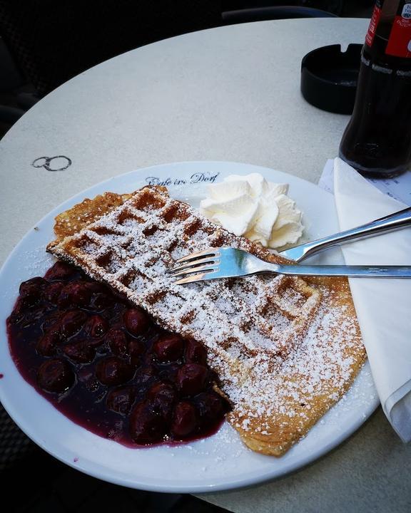 Cafe im Dorf